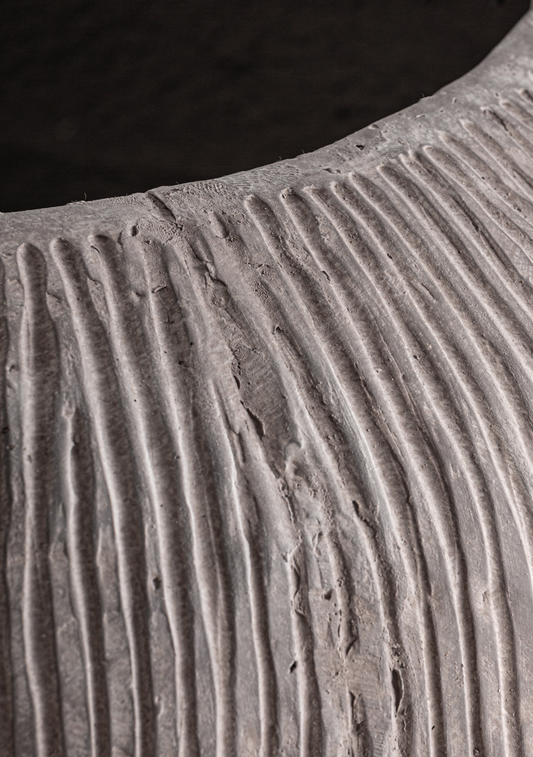 Soan Sculptural Vase – Taupe - Elara Maison