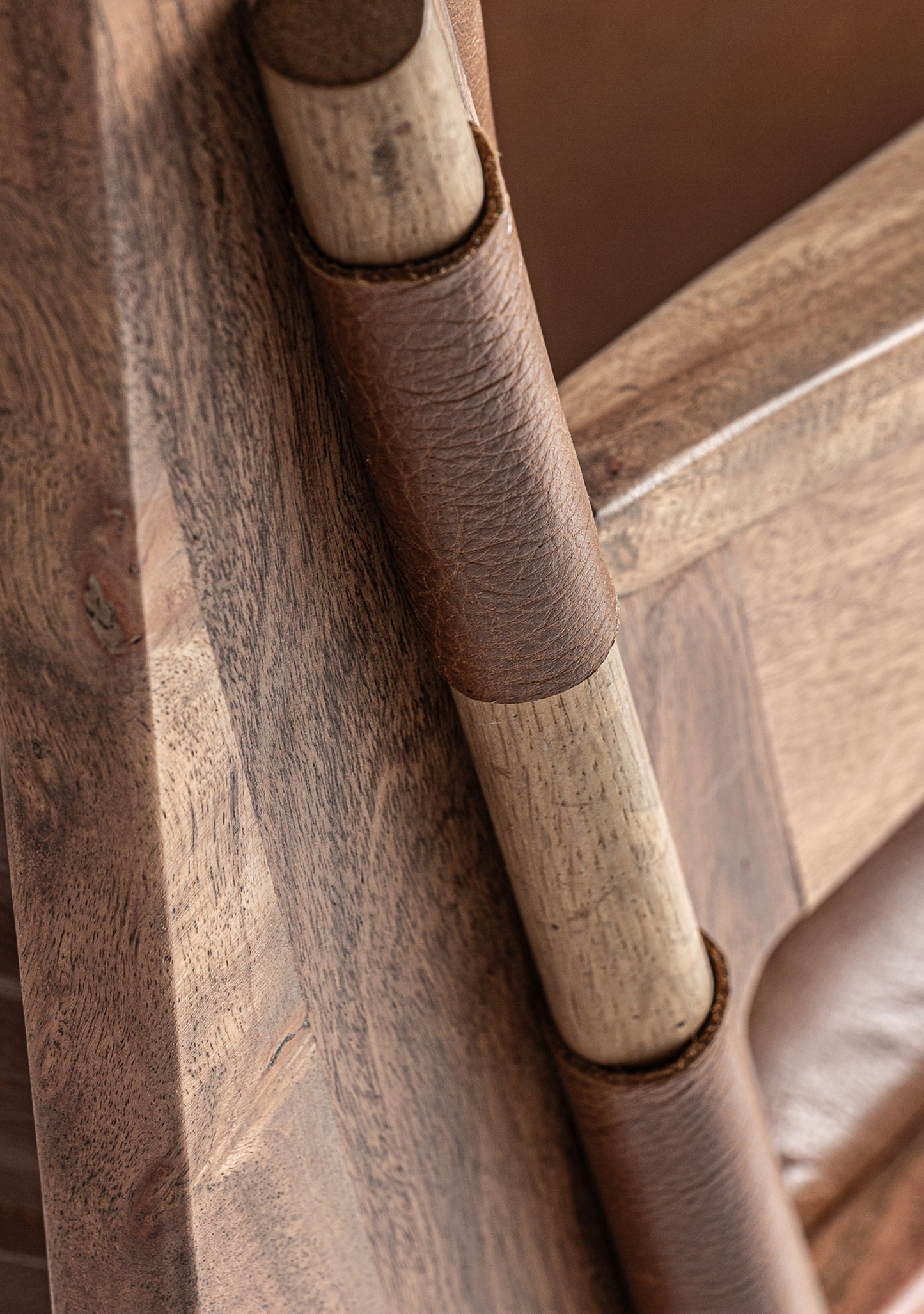 Melle Armchair – Brown Leather & Acacia Wood