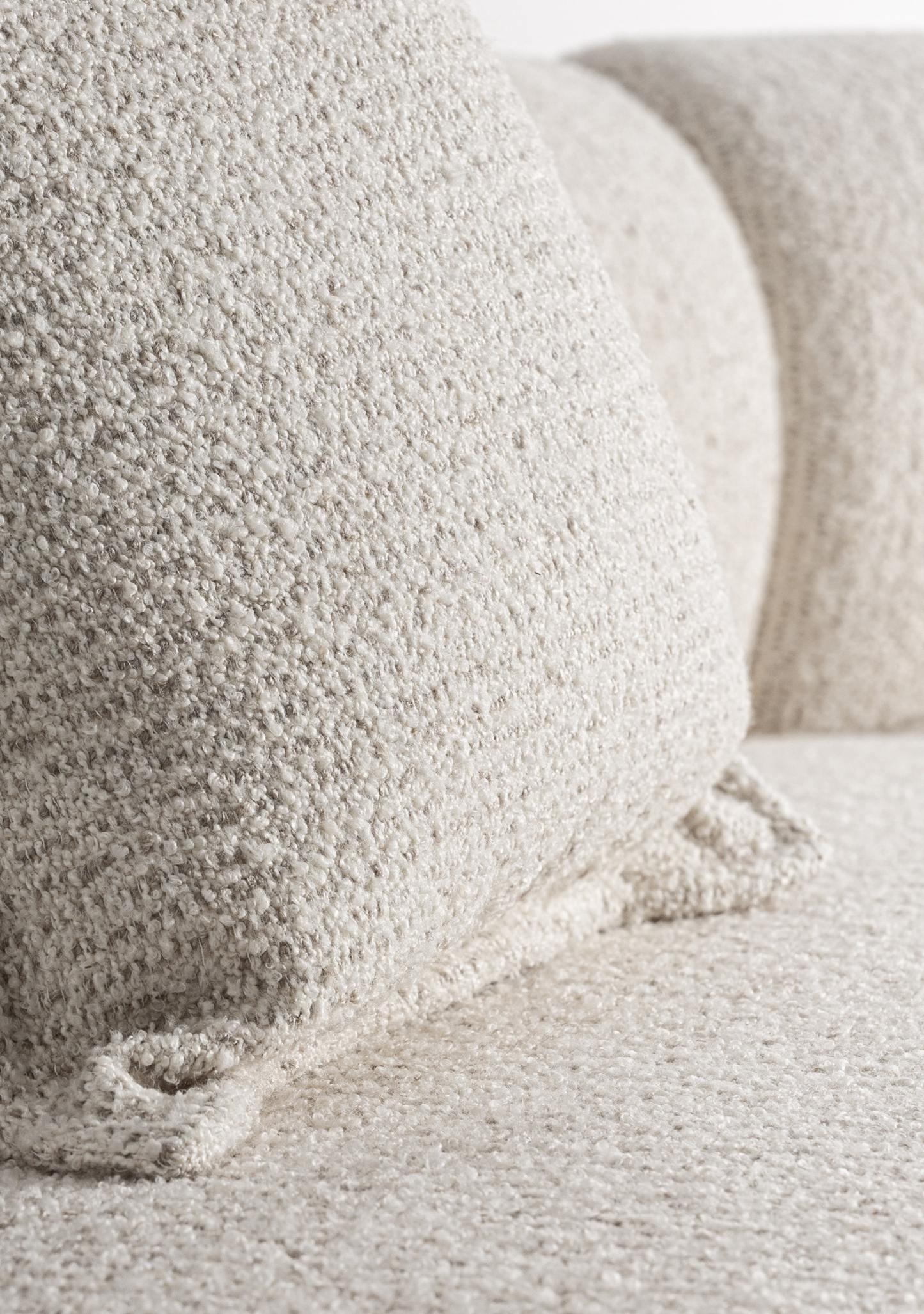 Wenden geschwungenes Outdoor-Sofa – Off-White