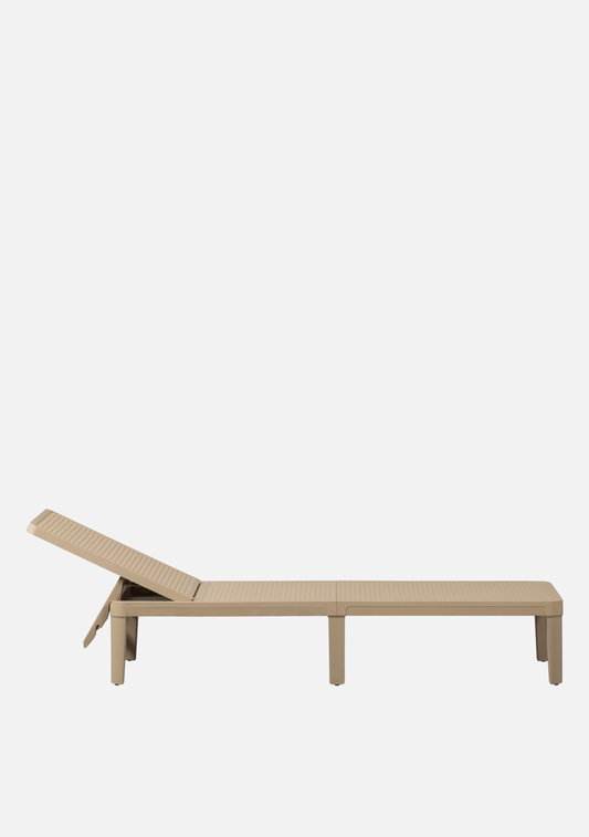 JINTE GARDEN LOUNGER PP SAND - Elara Maison