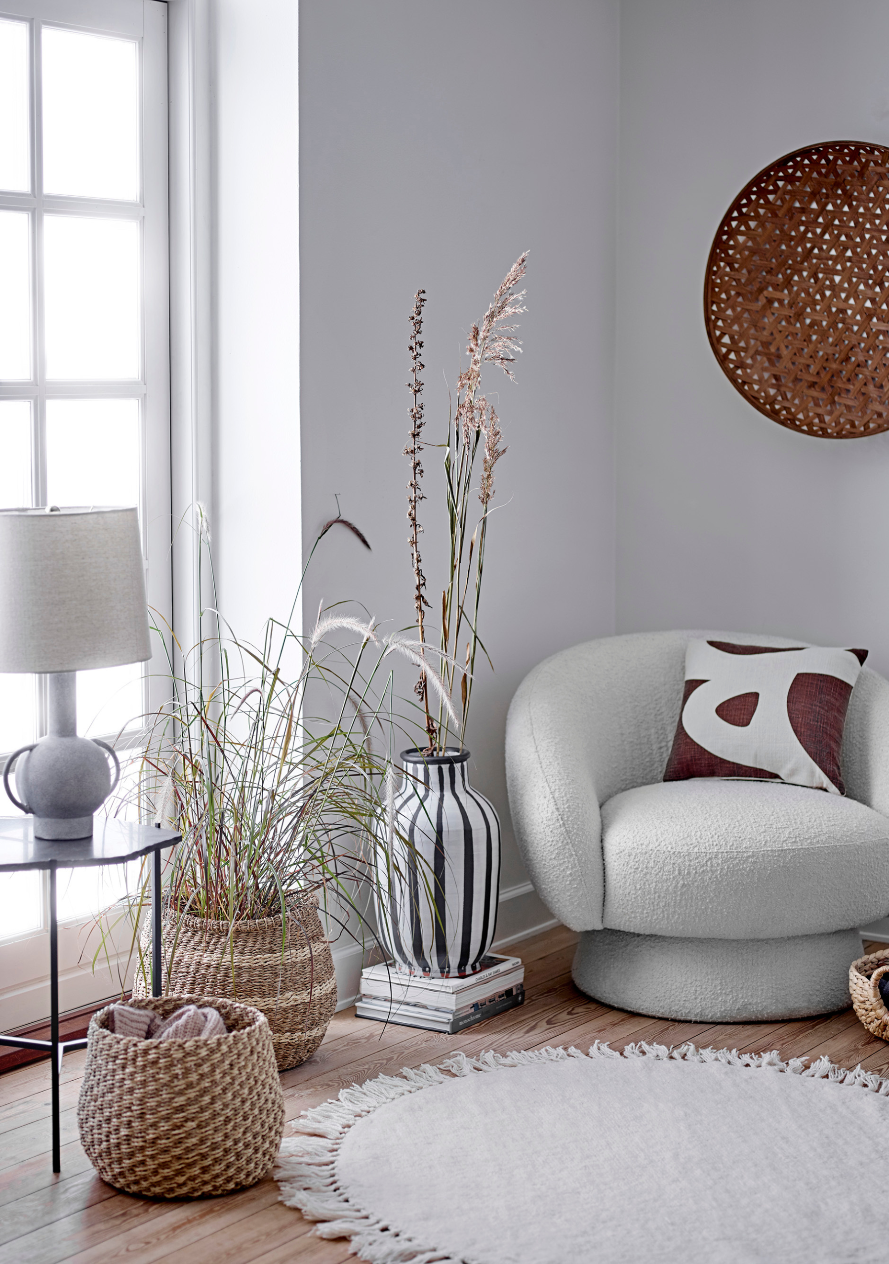 Kean Table Lamp - Elara Maison