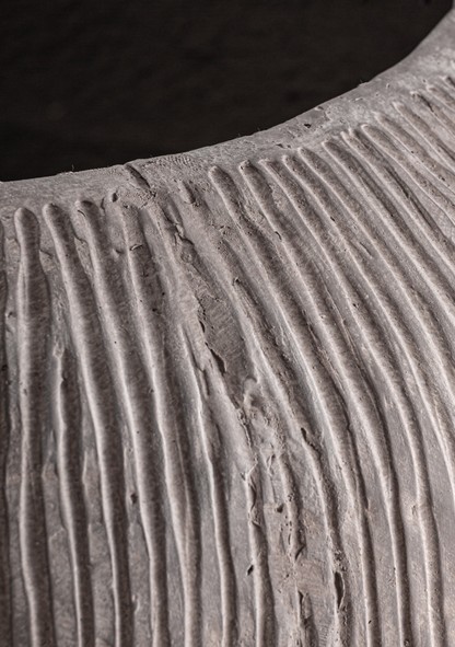 Soan Sculptural Vase – Taupe - Elara Maison