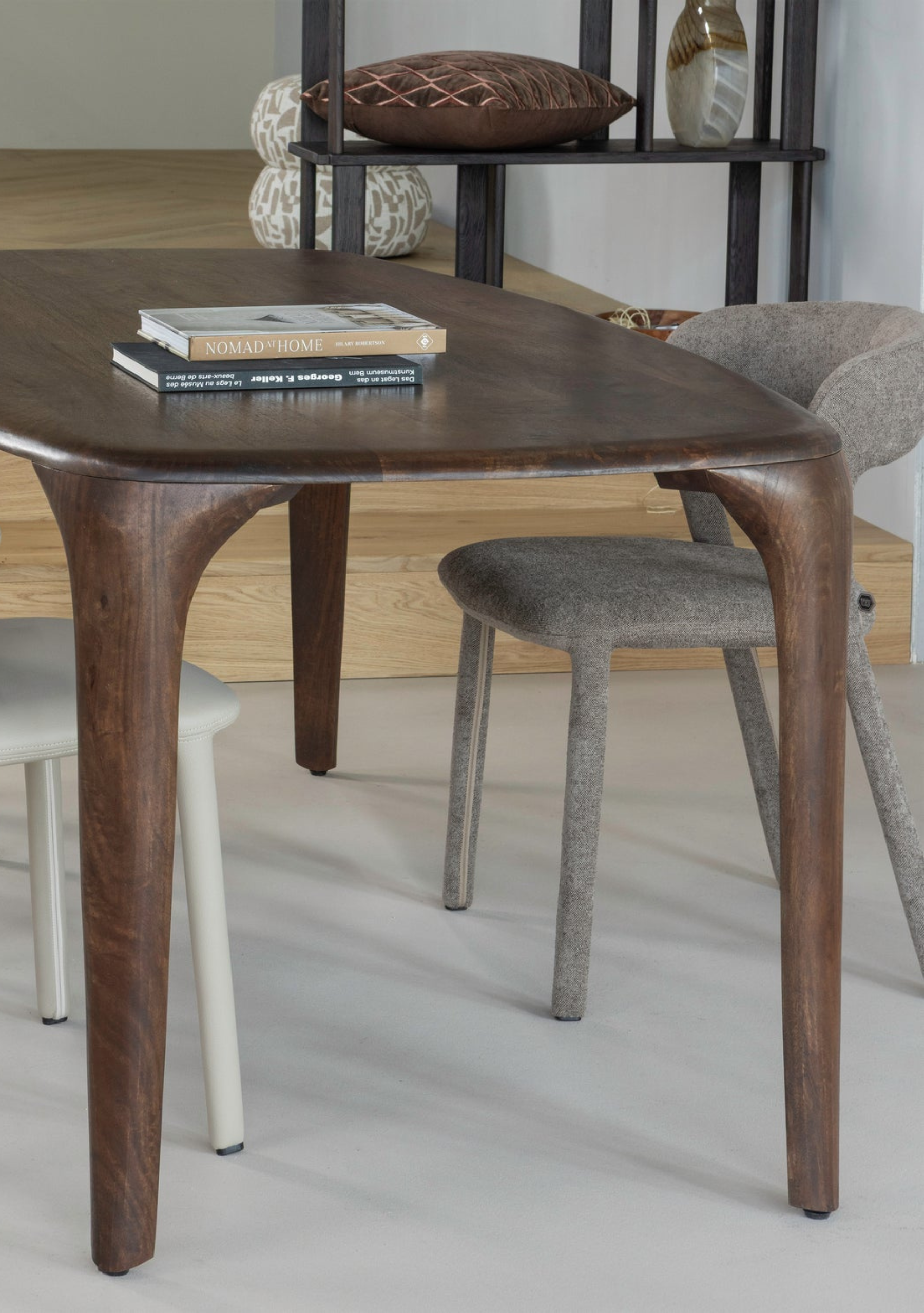 Fiore Dining Table - Elara Maison