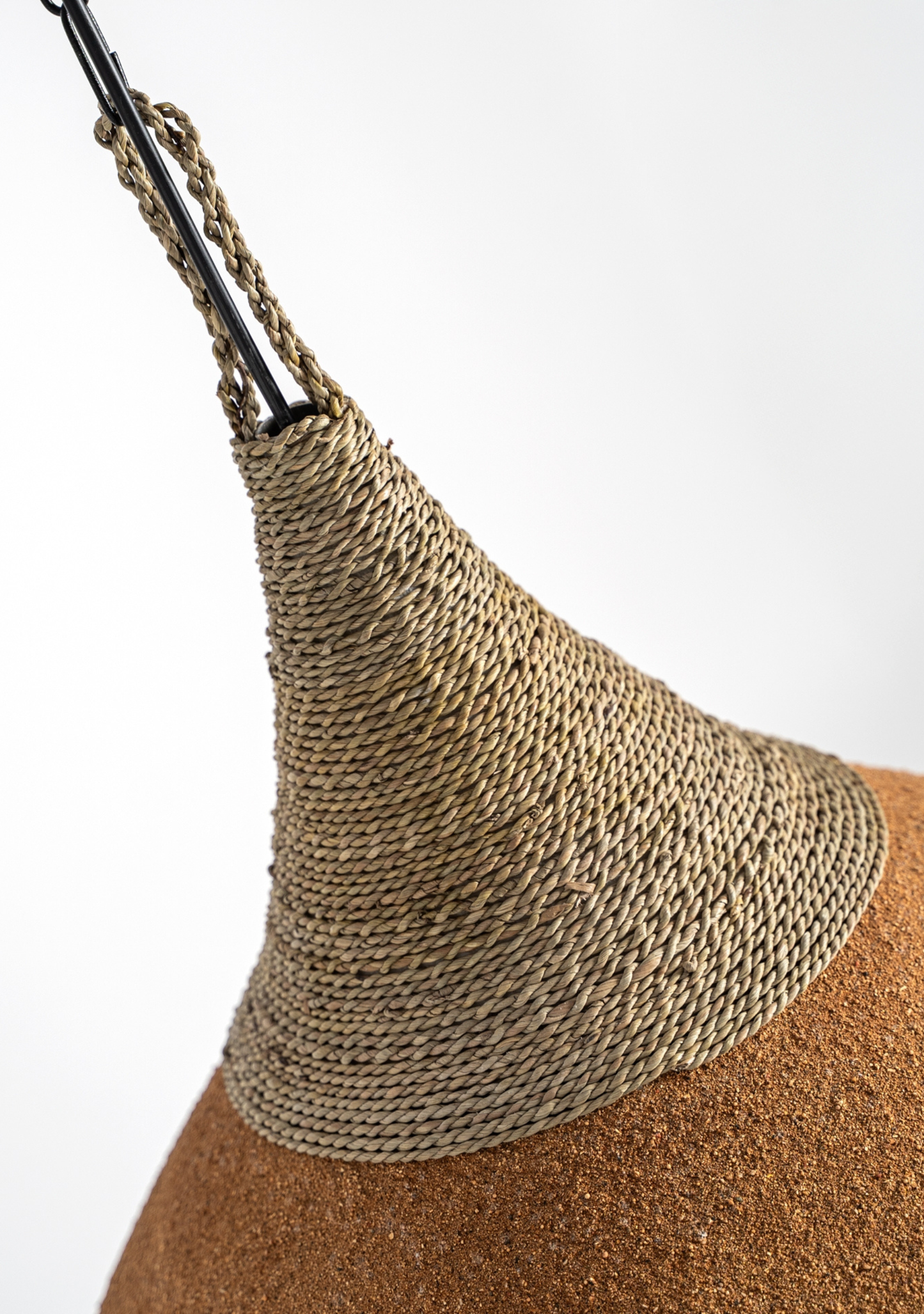 Swolgen Sculptural Pendant Lamp – Terracotta - Elara Maison