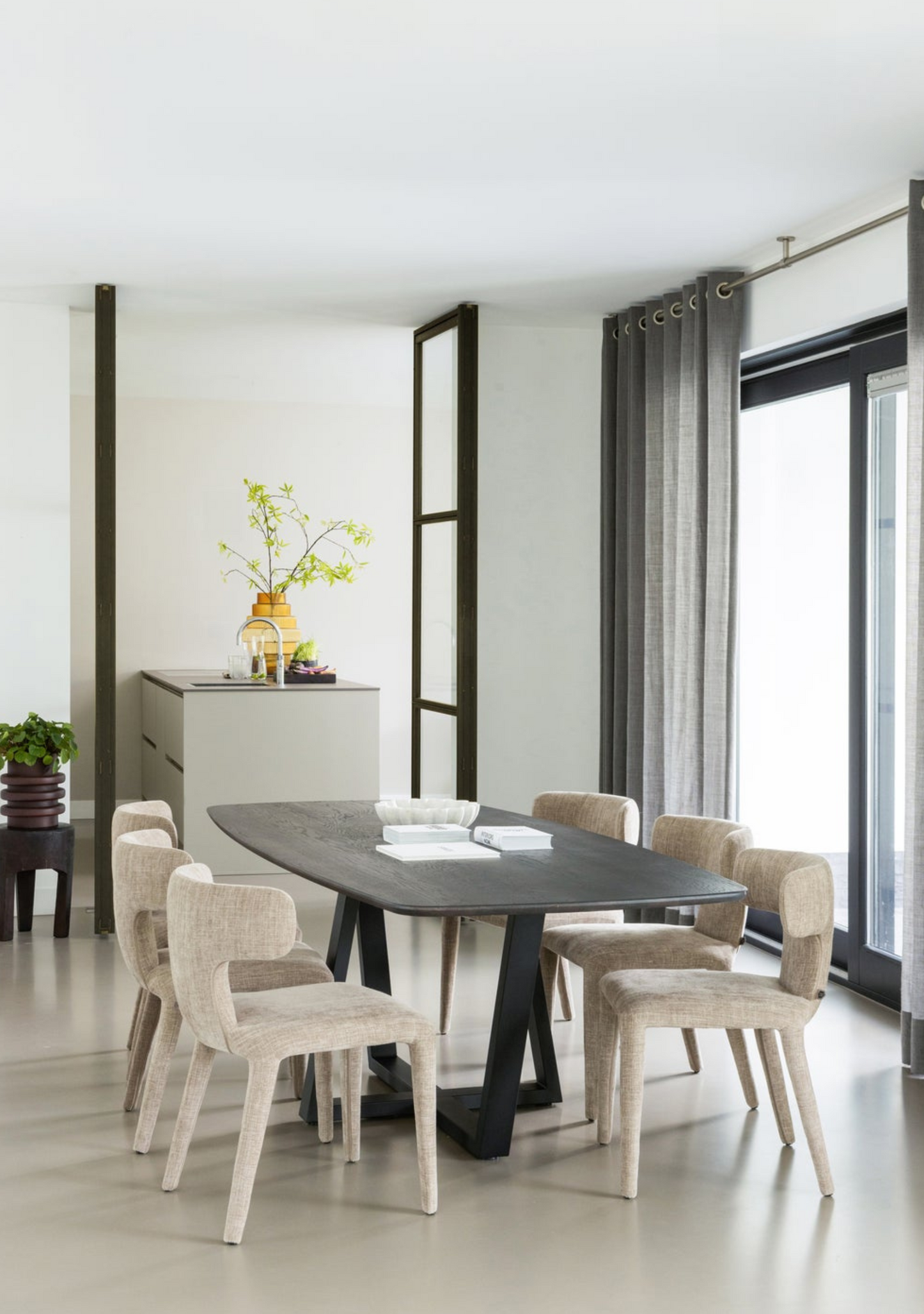 Tablo Danish Oval Dining Table – Oak Mystique Brown 220×100 cm FSC® - Elara Maison