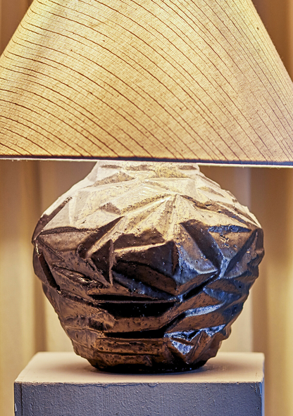 Carolla Lamp – Brown Stoneware - Elara Maison