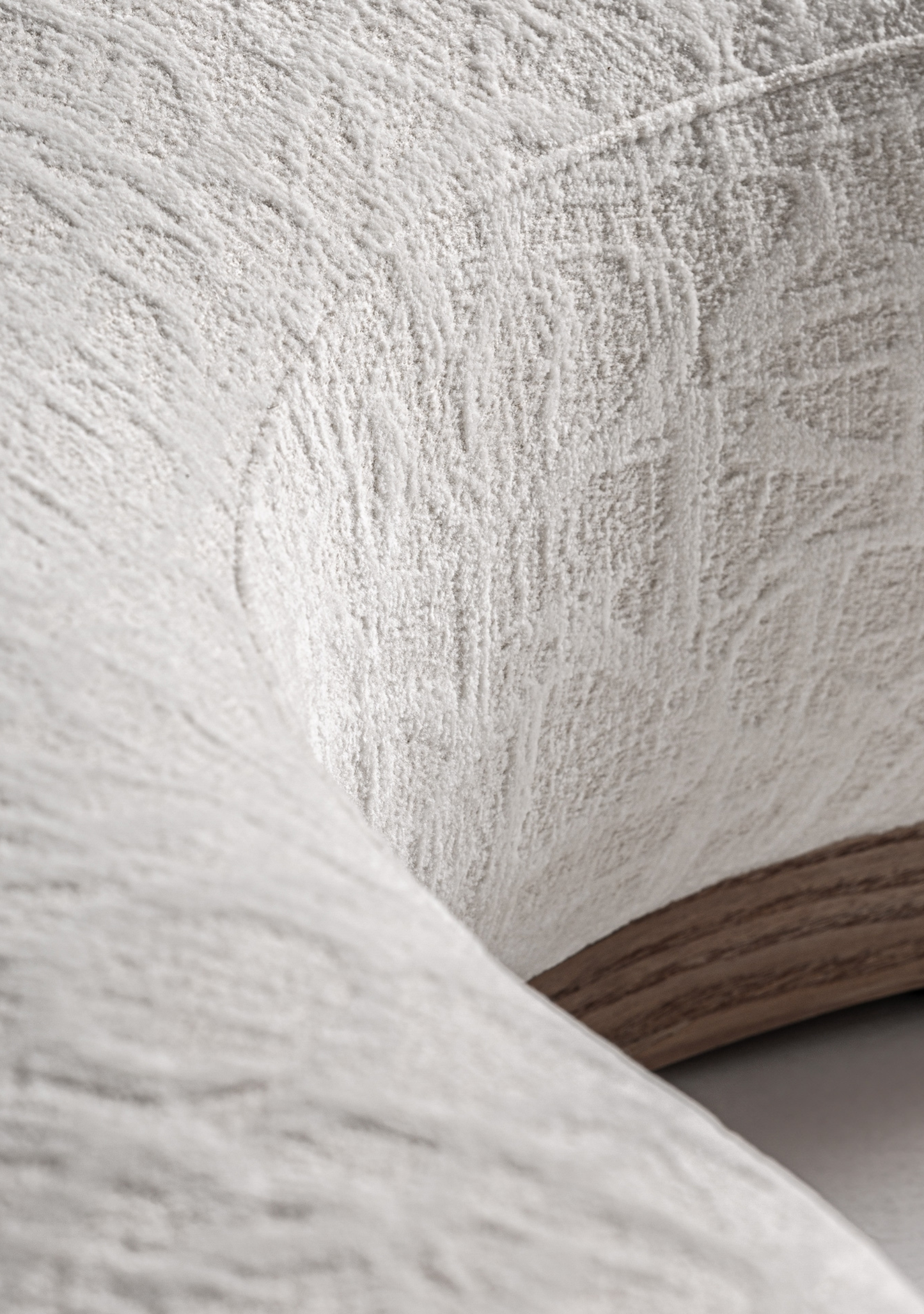 Morsbach Sculptural Curved Sofa – Off White - Elara Maison