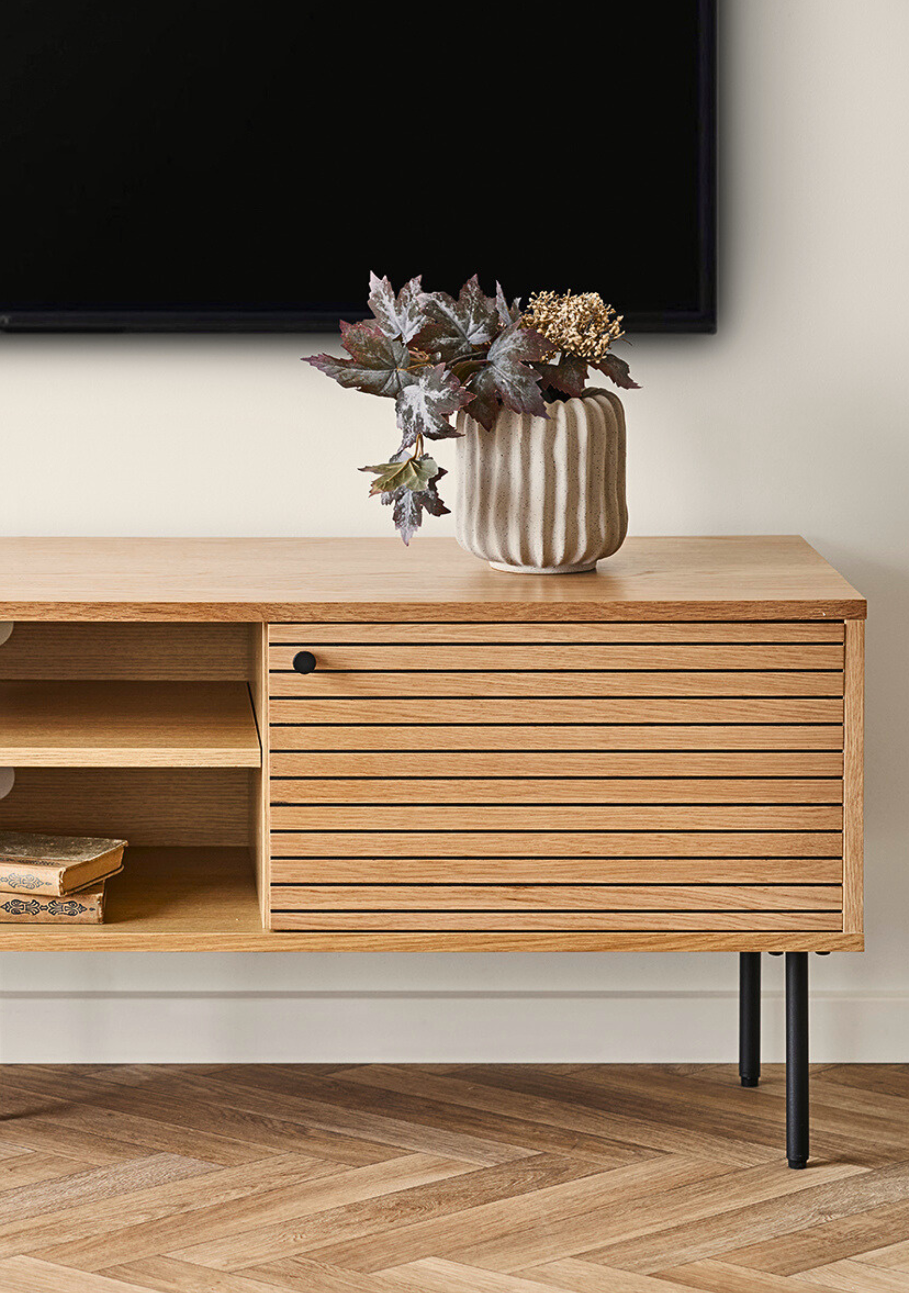 Kyoto TV-bench - Elara Maison