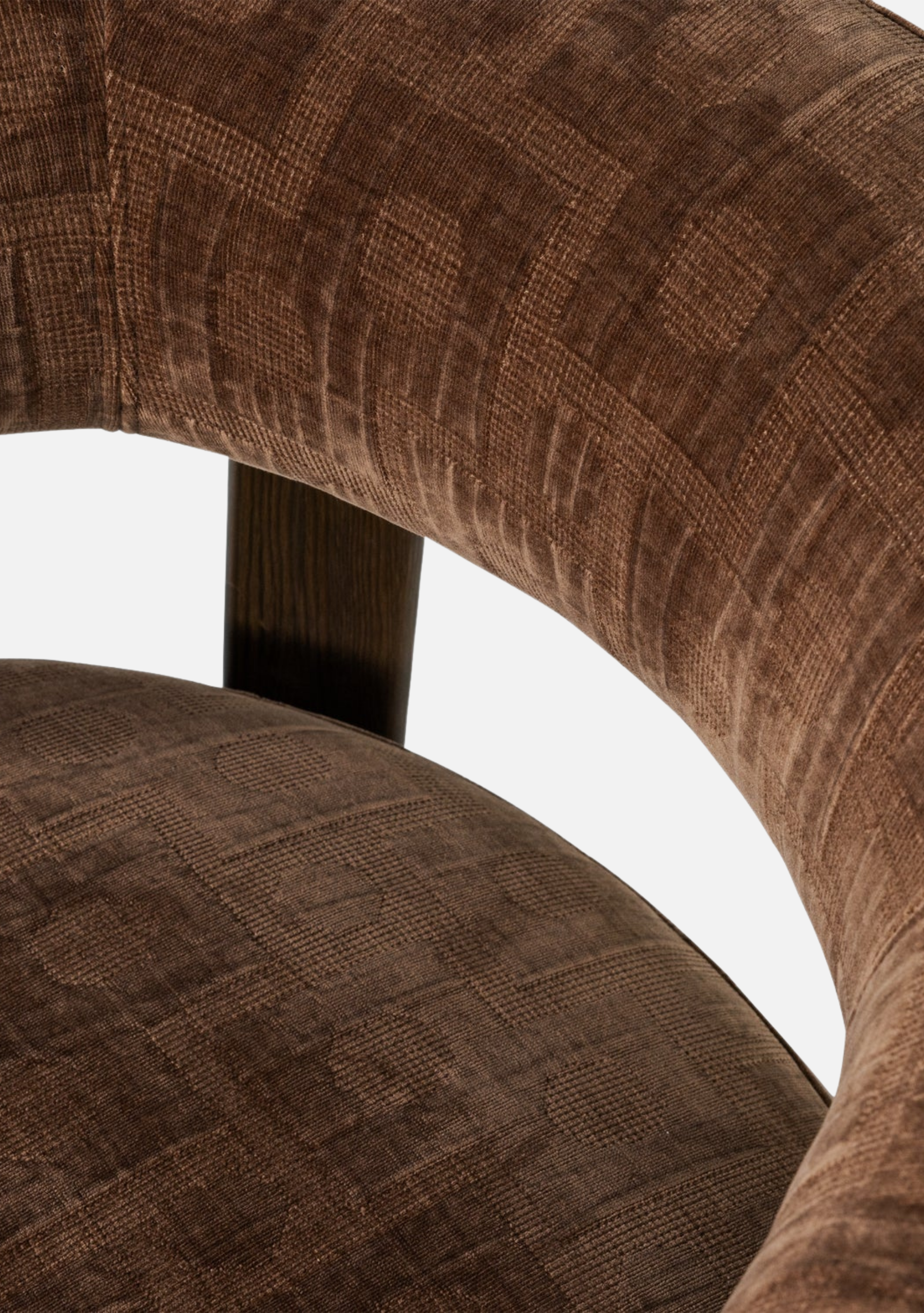 Foon Armchair – FSC® Structured Brown - Elara Maison