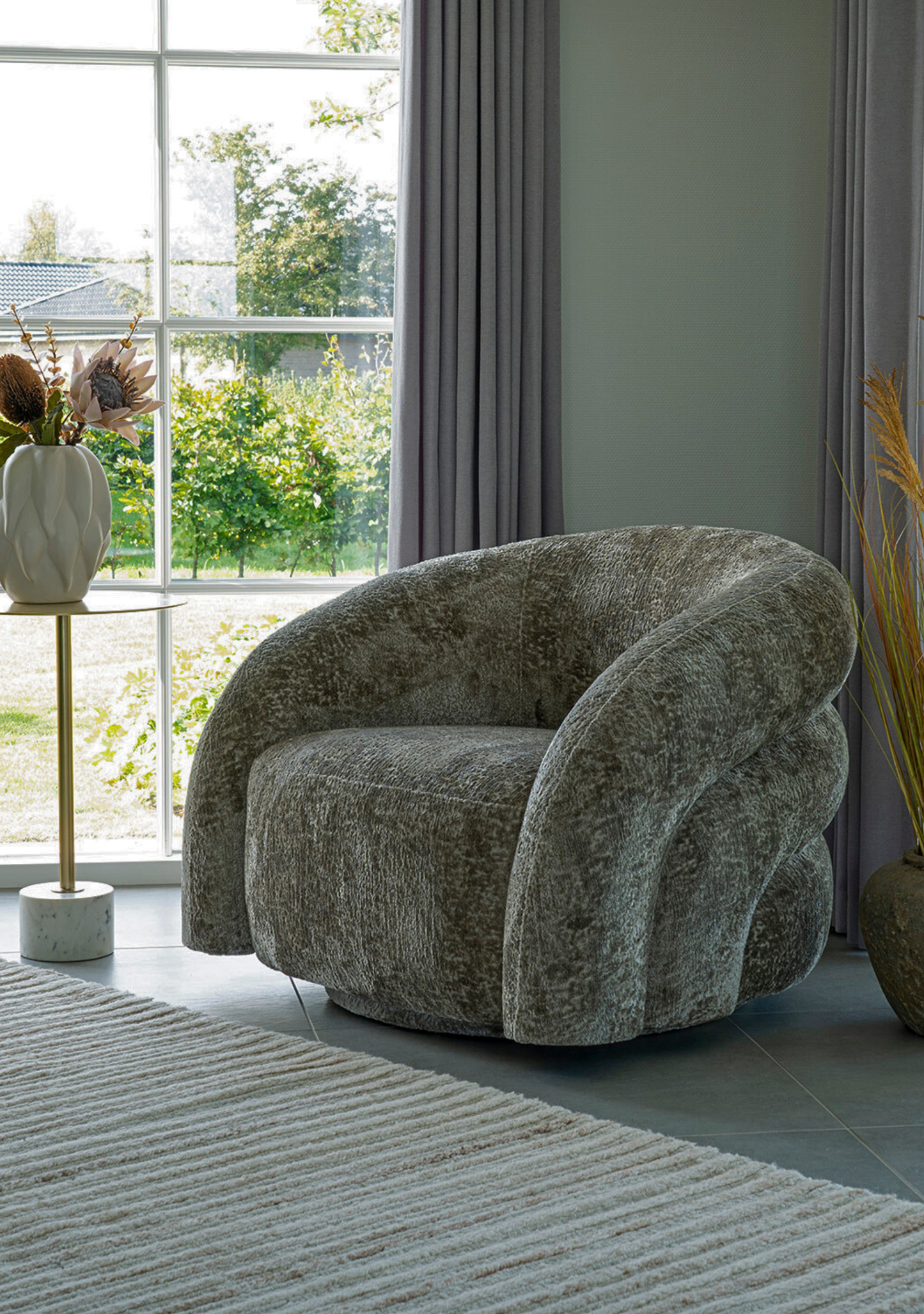 Valletta Lounge Chair with swivel function - Elara Maison