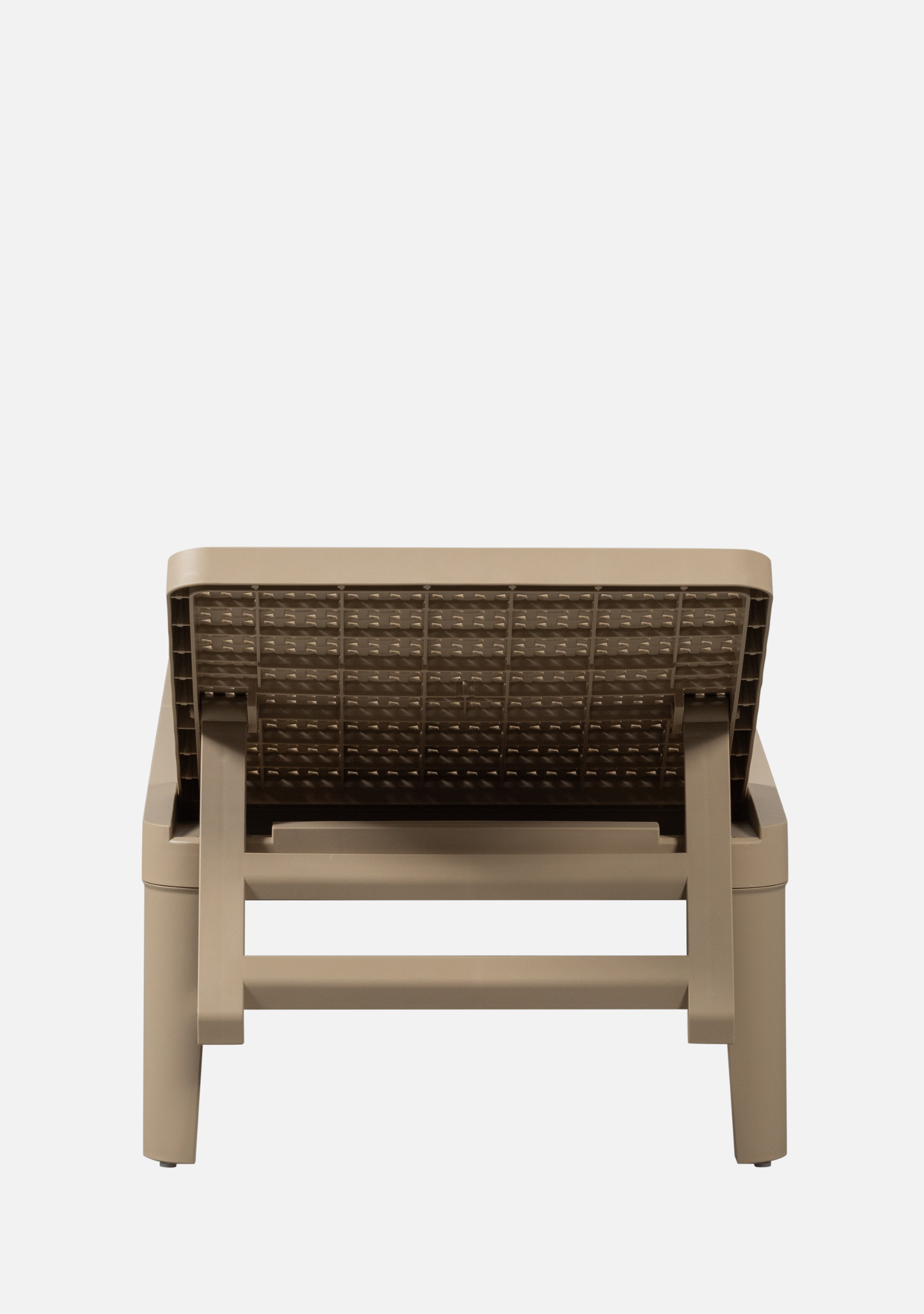 JINTE GARDEN LOUNGER PP SAND - Elara Maison