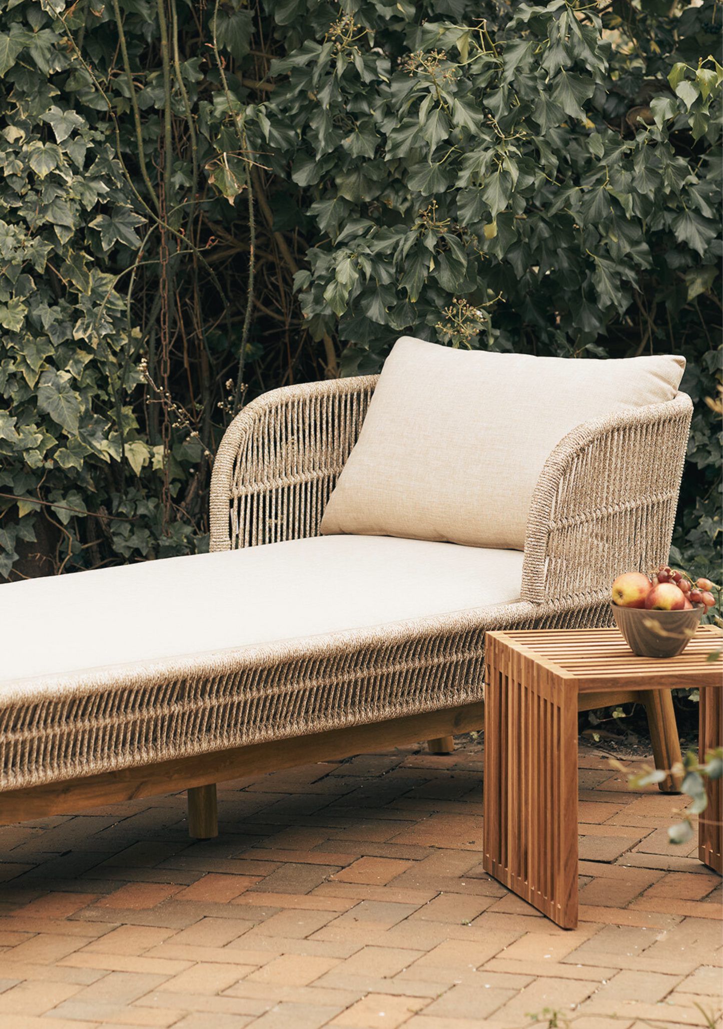 Terracina Sun Lounger - Elara Maison