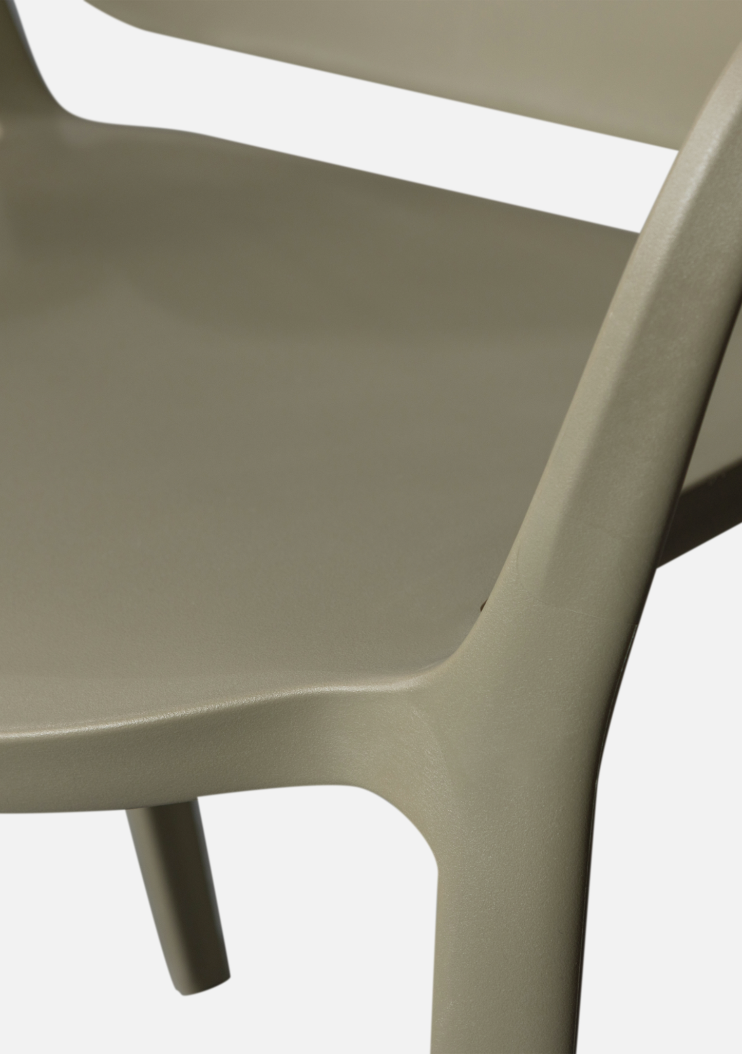 BENT GARDEN CHAIR PLASTIC GREEN Set - 2 - Elara Maison