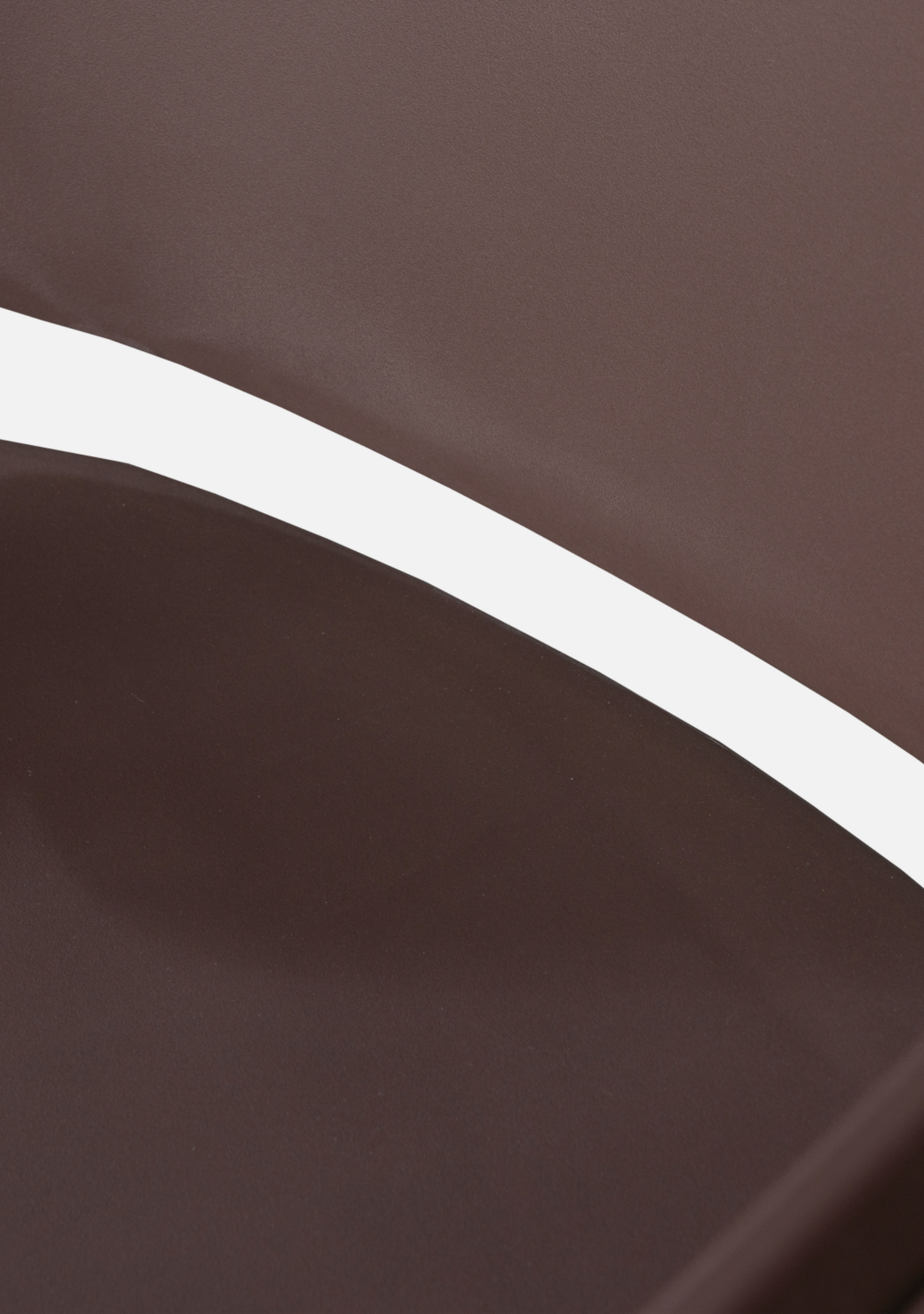 BENT GARDEN CHAIR PLASTIC PURPLE/BROWN - Elara Maison