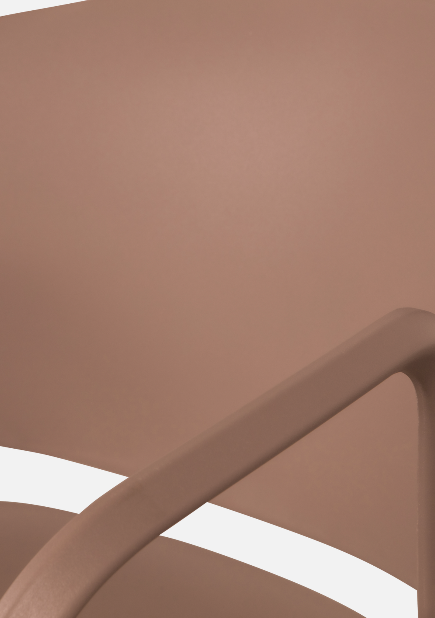 BENT GARDEN CHAIR PLASTIC SALMON PINK - Elara Maison