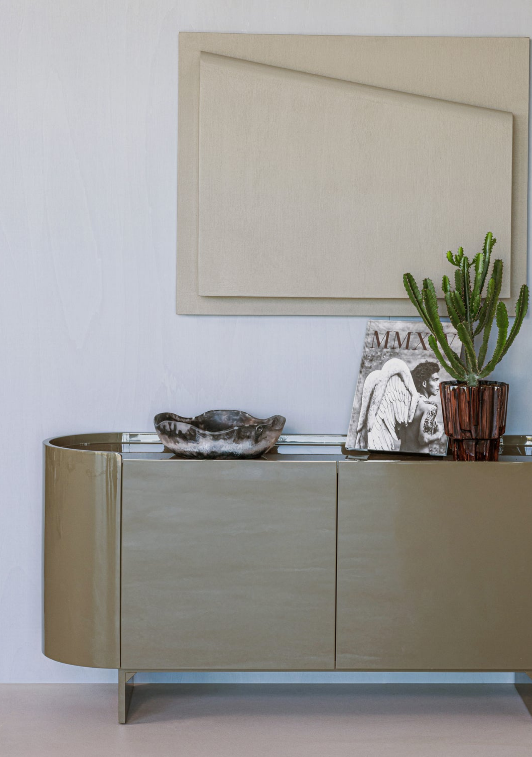 Liora TV Unit / Sideboard – High-Gloss Green FSC® - Elara Maison