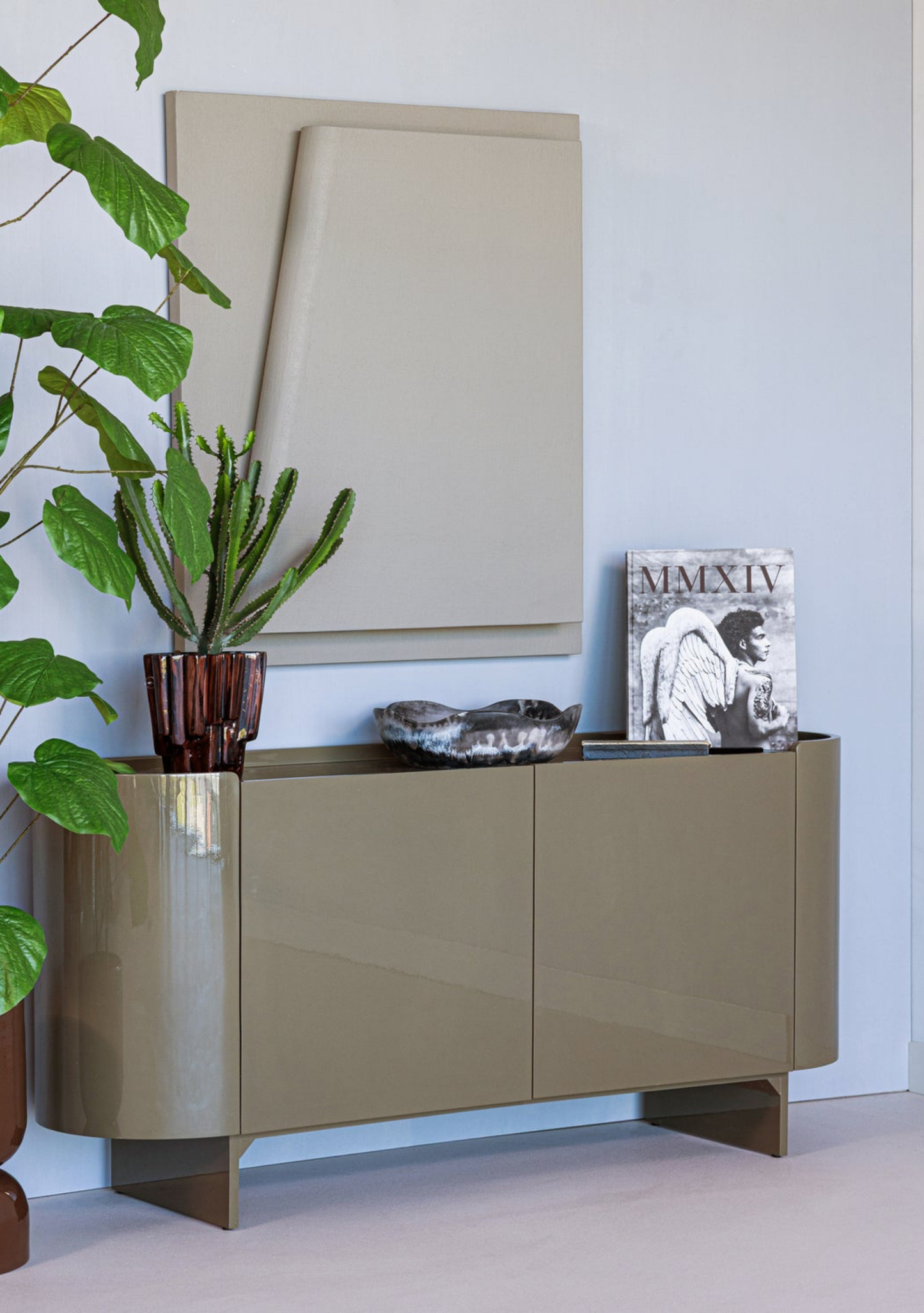 Liora TV Unit / Sideboard – High-Gloss Green FSC® - Elara Maison
