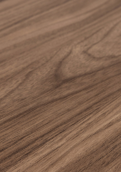 Maan Dining Table – Walnut Ø120 cm