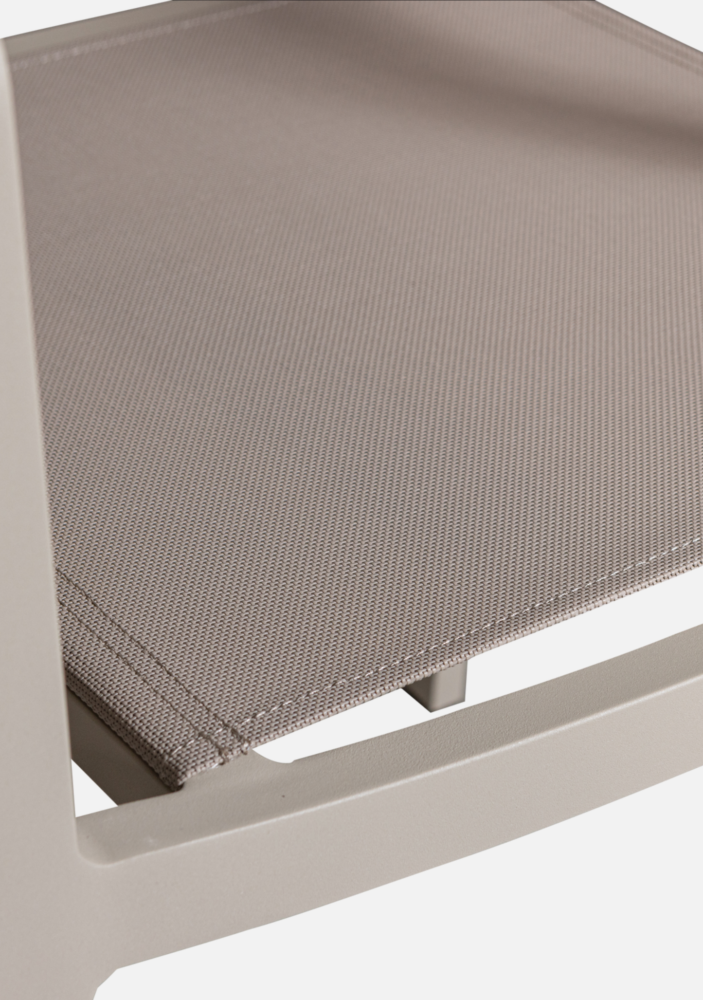 FOWL GARDEN CHAIR ALUMINIUM/TEXTILE SAND - Elara Maison