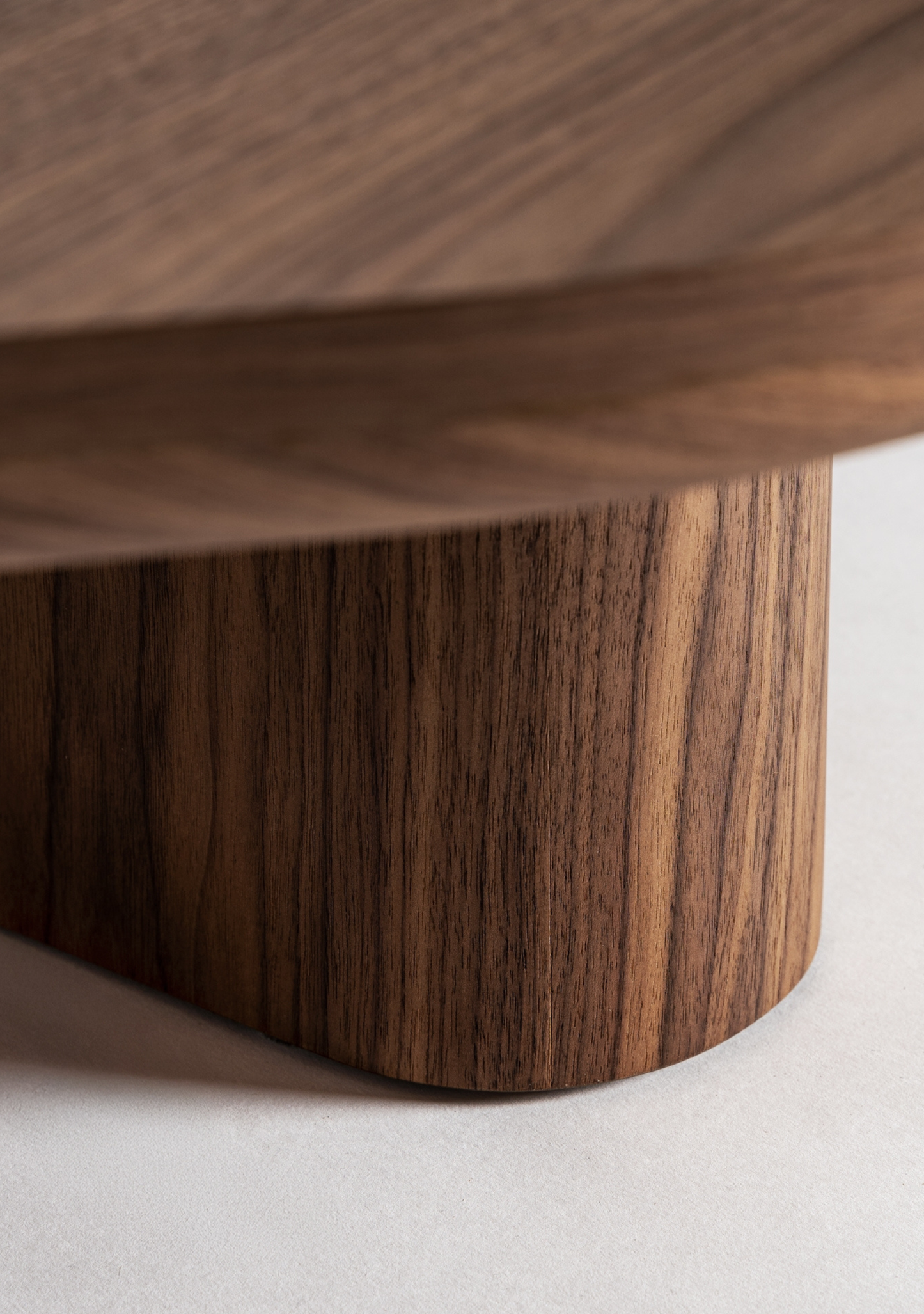 Dubí Contemporary Wooden Coffee Table