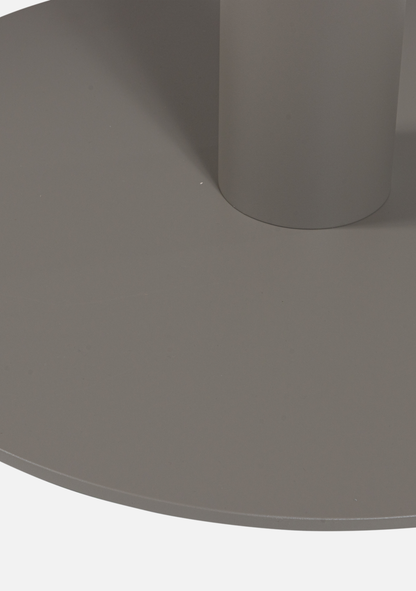 VELA GARDEN TABLE ROUND ALUMINUM/WOOD NATURAL/SAND [fsc] - Elara Maison