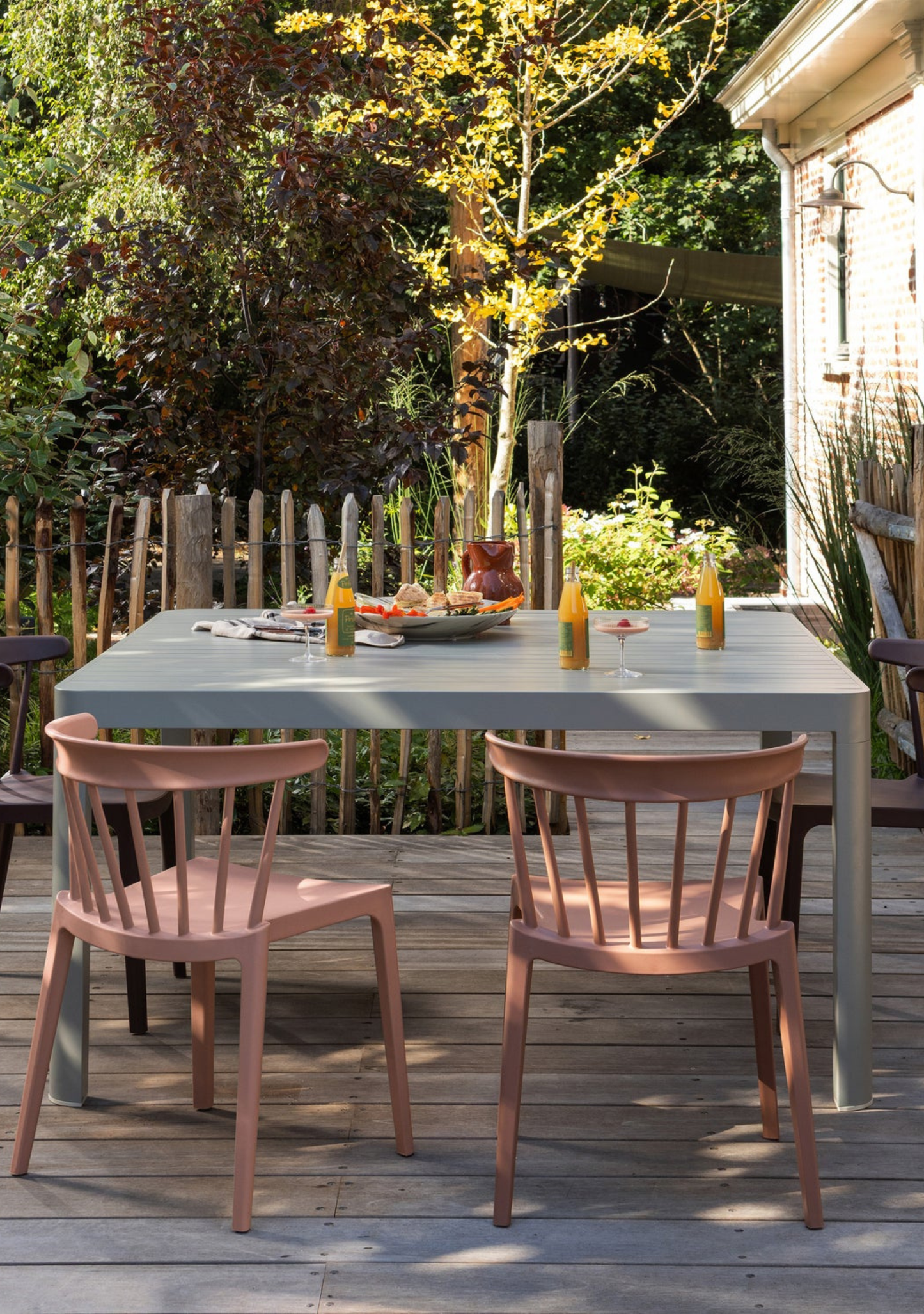 OVARA EXTENDABLE GARDEN TABLE ALUMINIUM SAND - Elara Maison