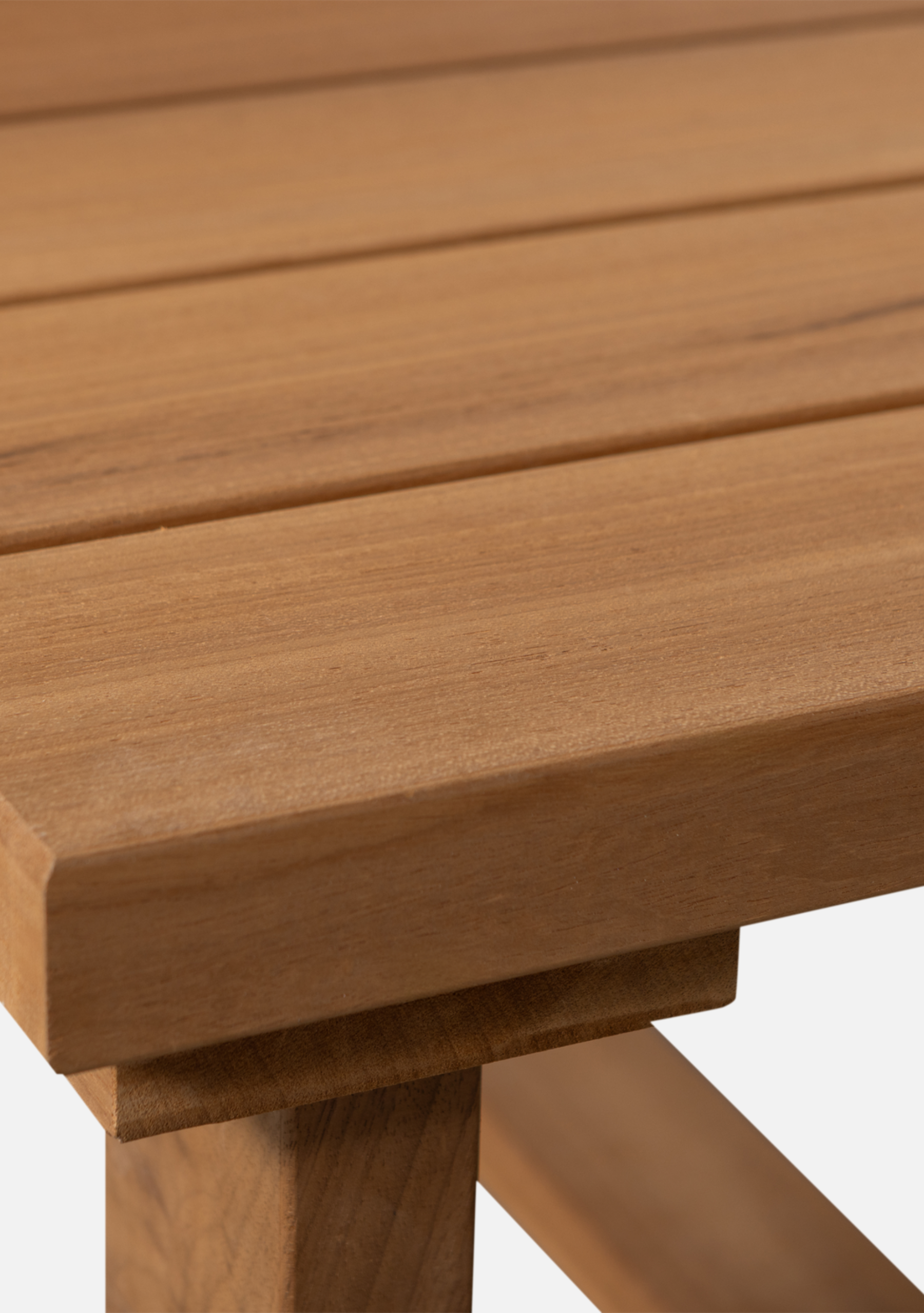 BANCO GARDEN COFFEE TABLE AYOUS WOOD [fsc] - Elara Maison