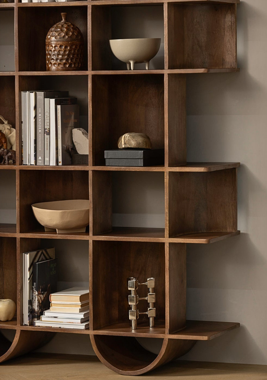 Sinne Bookshelf – Mango Wood Walnut