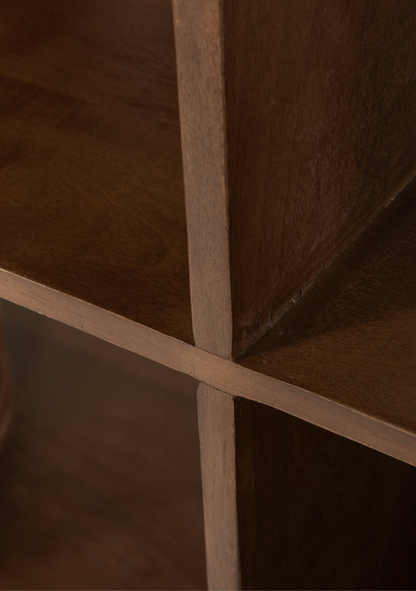 Sinne Bookshelf – Mango Wood Walnut
