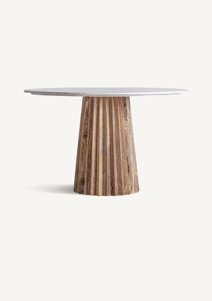 Plissé Sculptural Round Marble Dining Table 121 cm