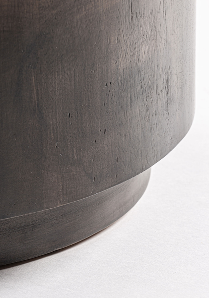 ARNEKE SIDE TABLE - Elara Maison