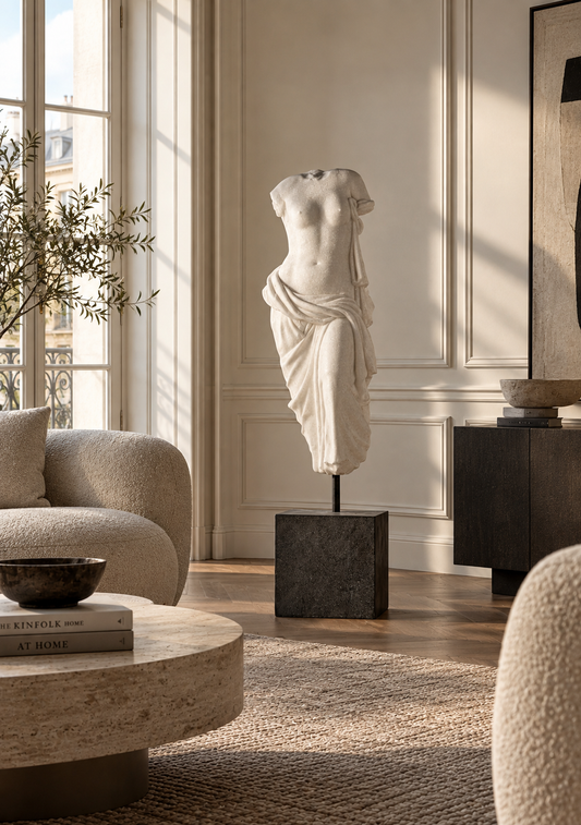 Thais Sculpture